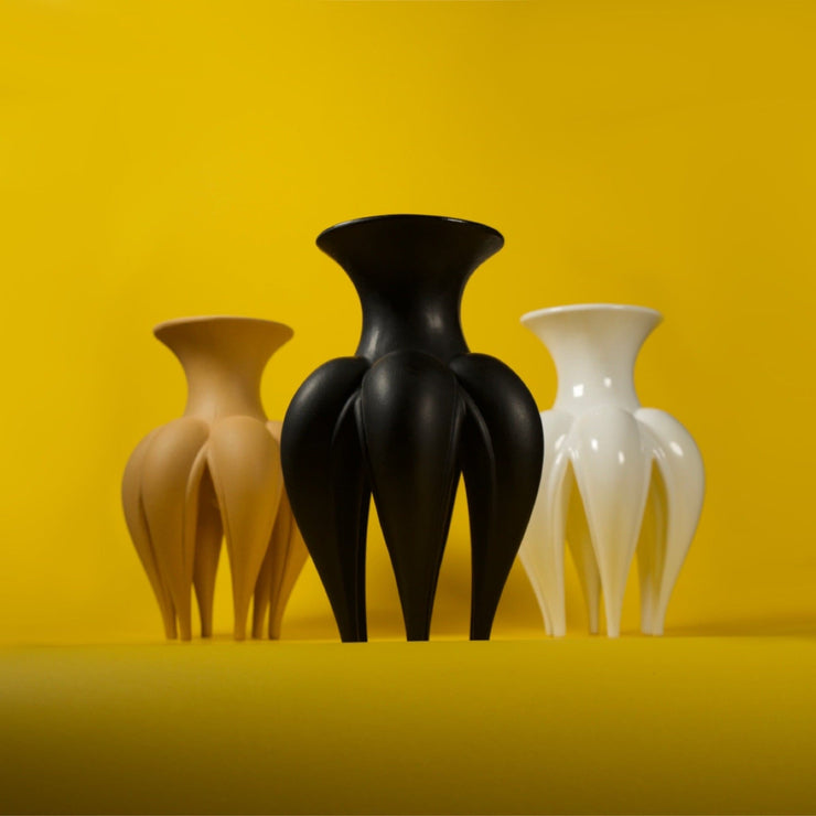 Vaso Polpo nero in ceramica - limited edition - XOPARO X MENA FUECO studio